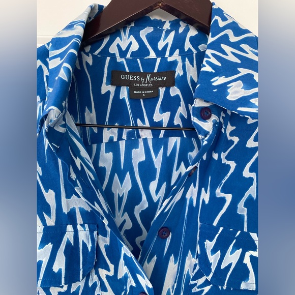 Marciano Sleeveless Silky Chevron Pattern Blouse - Size S - Picture 4 of 7